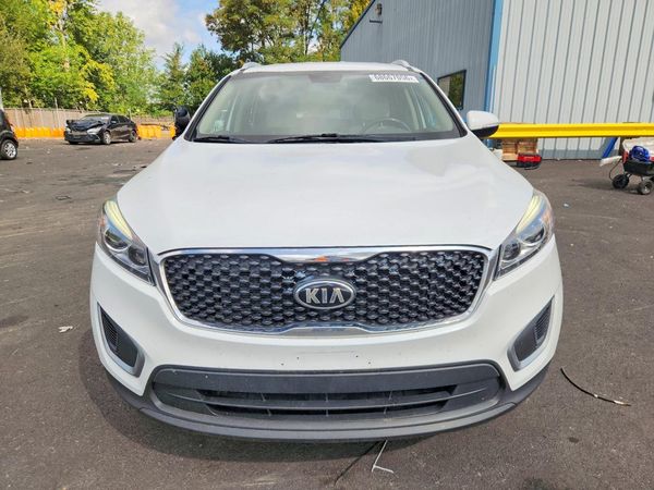 2017 KIA SORENTO L, LX
