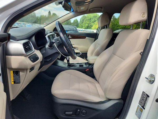 2017 KIA SORENTO L, LX