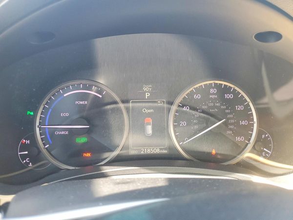 2016 LEXUS NX 300h Luxury — ODOM
