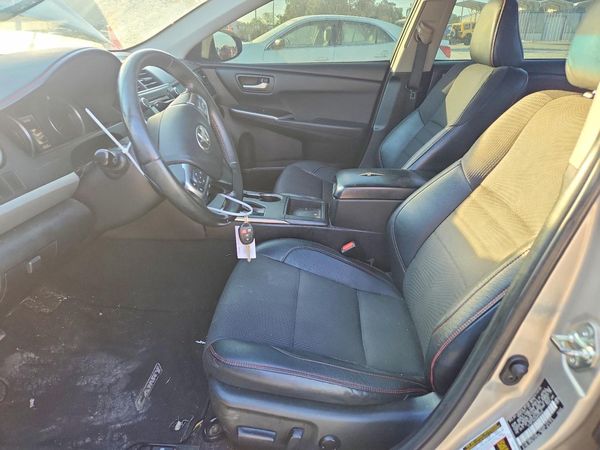 2016 TOYOTA CAMRY