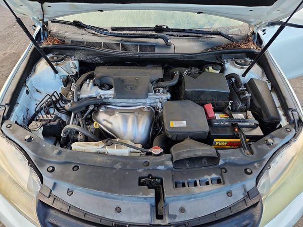 2016 TOYOTA CAMRY