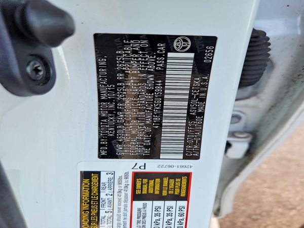 2016 TOYOTA CAMRY