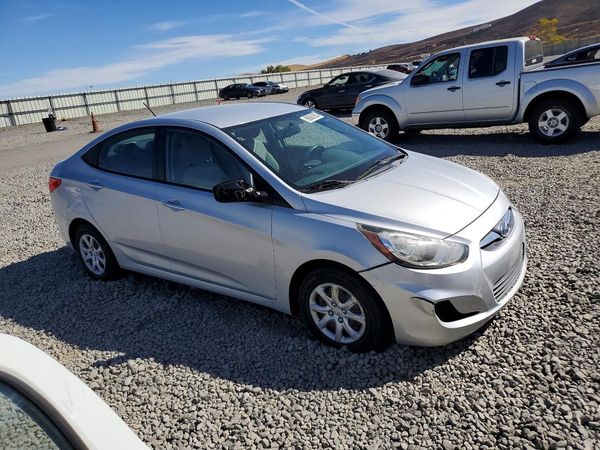 2014 HYUNDAI ACCENT 5DR GS / 4DR GLS — Passenger 3/4