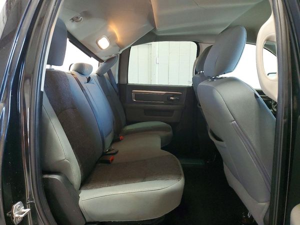 2018 RAM 1500 SLT