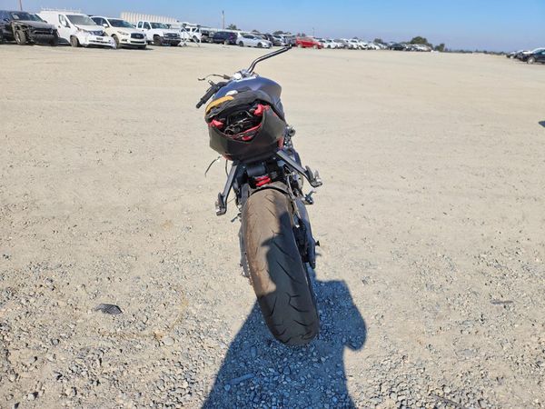 2015 TRIUMPH MOTORCYCLE STREET