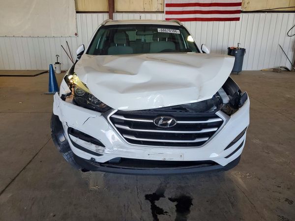 2017 HYUNDAI TUCSON