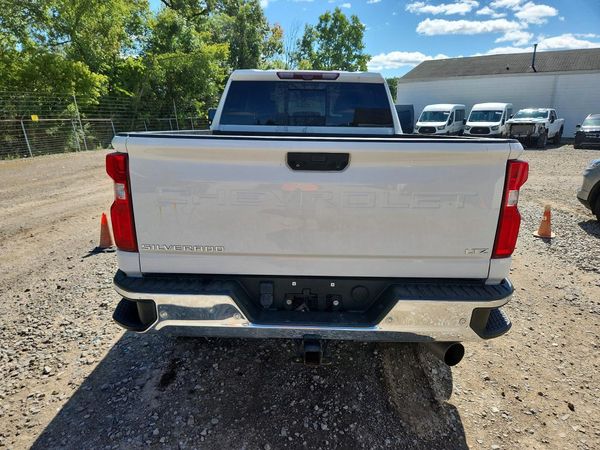2021 CHEVROLET SILVERADO LTZ — DIRR