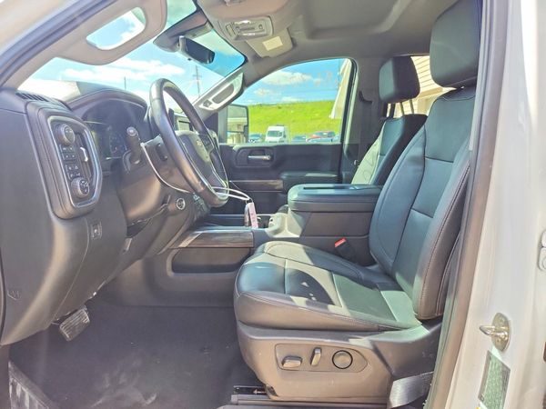 2021 CHEVROLET SILVERADO LTZ — DENT