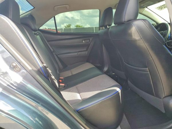 2017 TOYOTA COROLLA
