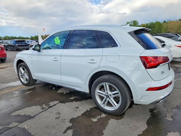 2021 AUDI Q5 E quattro Premium