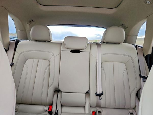 2021 AUDI Q5 E quattro Premium