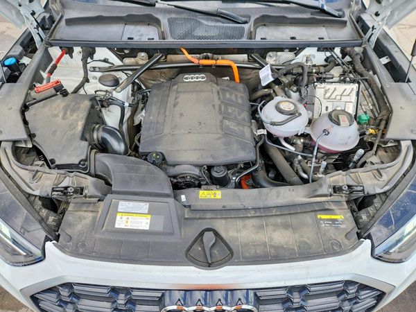 2021 AUDI Q5 E quattro Premium
