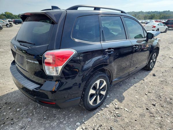 2018 SUBARU FORESTER Premium+CWP