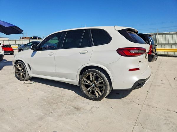 2020 BMW X5 M50i