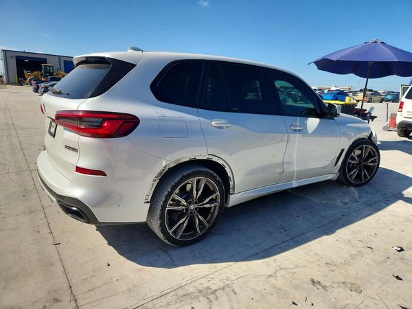 2020 BMW X5 M50i