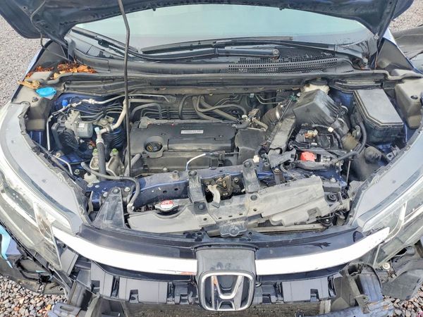 2016 HONDA CRV SE — Engine bay