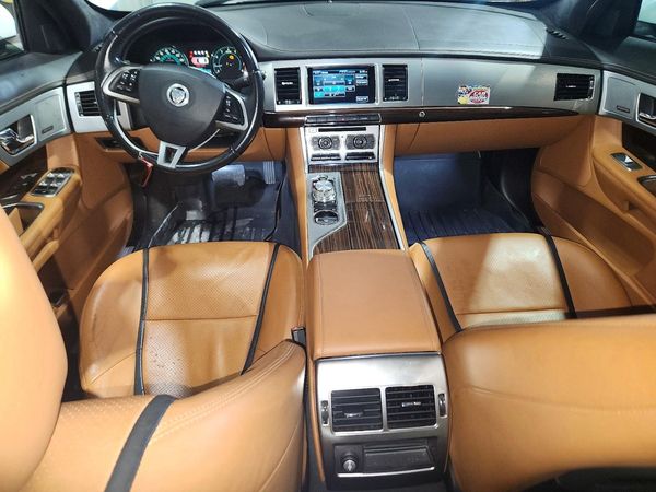 2014 JAGUAR XF — CKPT