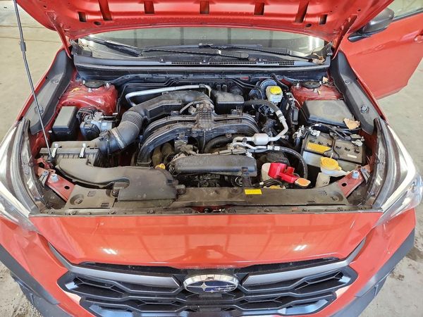 2025 SUBARU CROSSTREK Premium — Engine bay