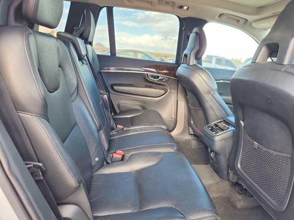 2016 VOLVO XC90 SV42 Momentum