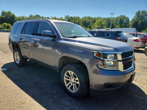 2018 CHEVROLET TAHOE LT — Passenger 3/4