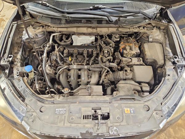 2015 MAZDA CX-5 — Engine bay