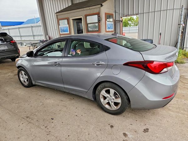 2015 HYUNDAI ELANTRA GLS(Middle)