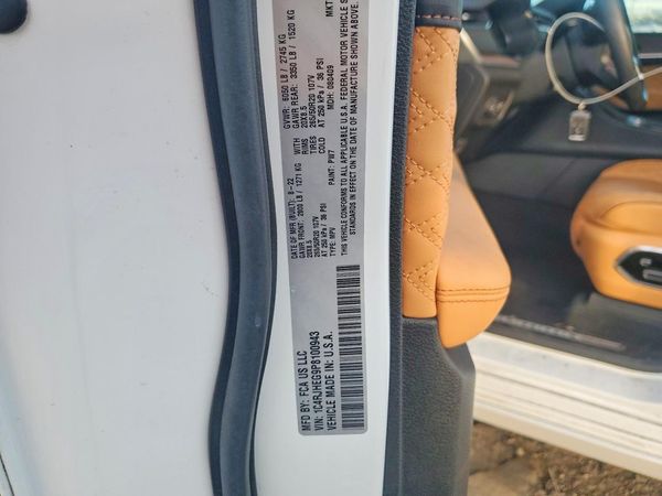2023 JEEP GRAND CHEROKEE Summit, Summit Reserve