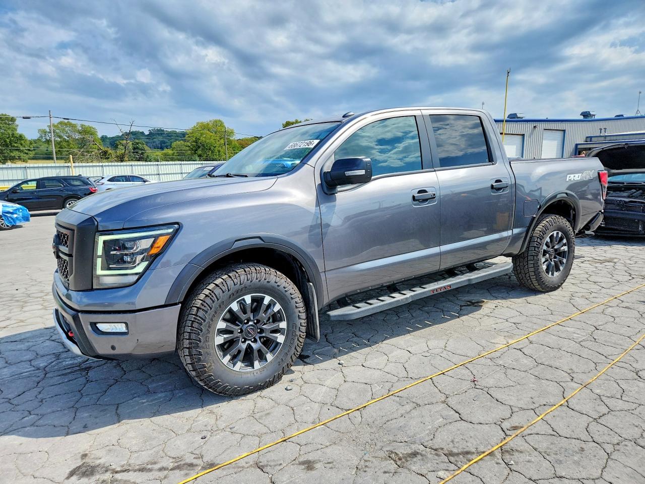 2021 NISSAN TITAN