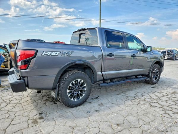 2021 NISSAN TITAN