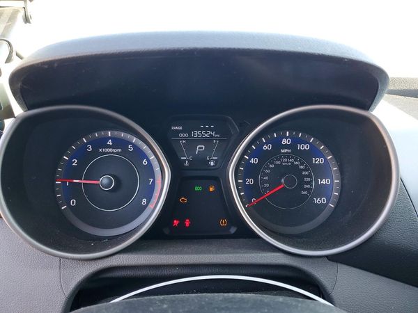 2013 HYUNDAI ELANTRA
