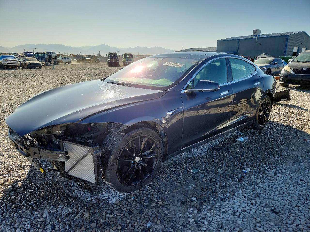 2017 TESLA MODEL S — Front 3/4