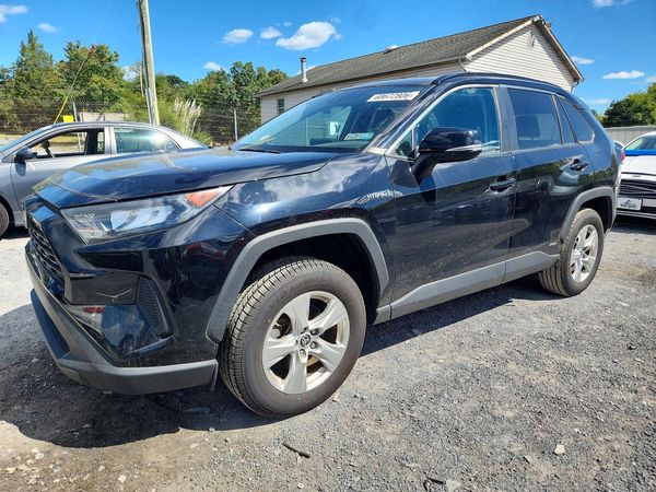2021 TOYOTA RAV4 LE HV