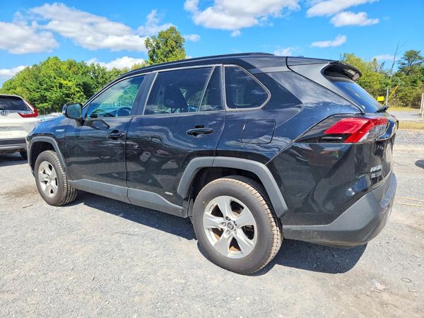 2021 TOYOTA RAV4 LE HV