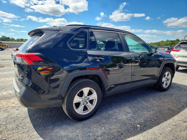 2021 TOYOTA RAV4 LE HV