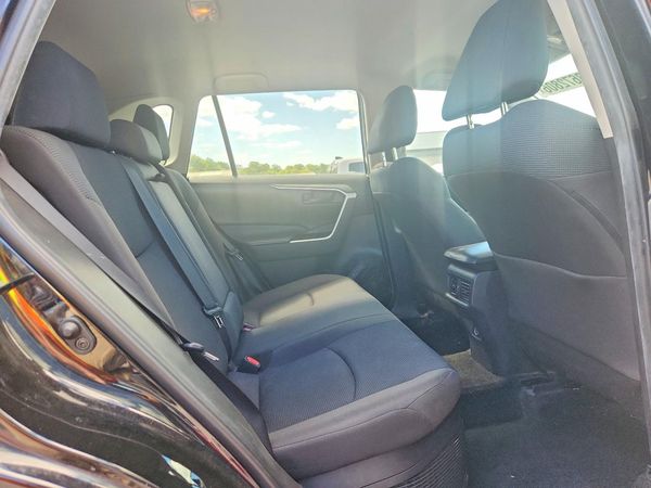2021 TOYOTA RAV4 LE HV