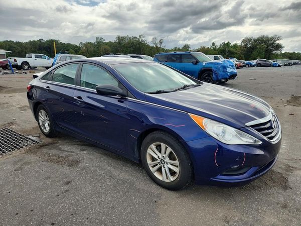 2012 HYUNDAI SONATA — Passenger 3/4
