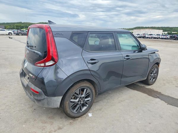 2021 KIA SOUL