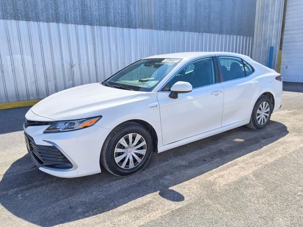 2021 TOYOTA CAMRY — DSFA — Front 3/4