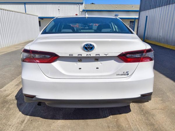 2021 TOYOTA CAMRY LE — DIRR