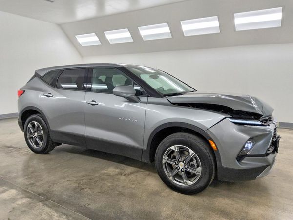2026 CHEVROLET BLAZER 2LT — Passenger 3/4