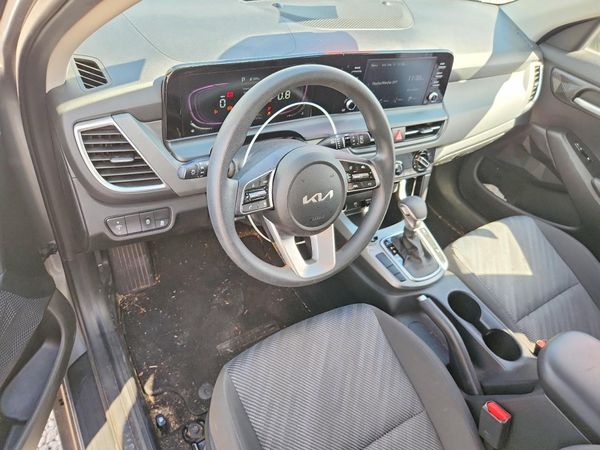 2024 KIA SELTOS LX