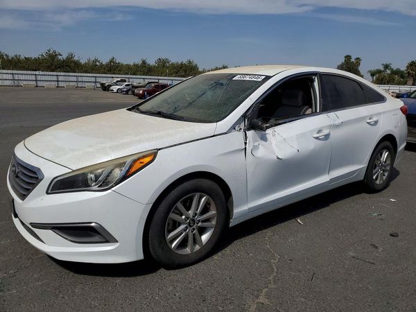 2017 HYUNDAI SONATA SE, Eco — Front 3/4