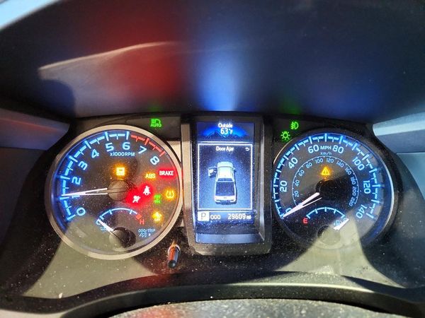 2023 TOYOTA TACOMA SR5