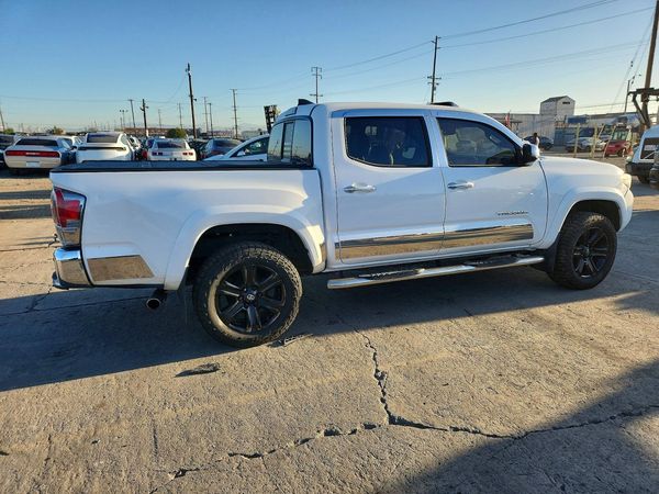2016 TOYOTA TACOMA Limited