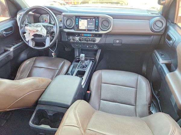 2016 TOYOTA TACOMA Limited