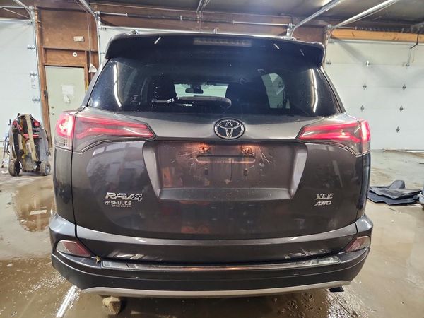 2018 TOYOTA RAV4 Adventure/XLE