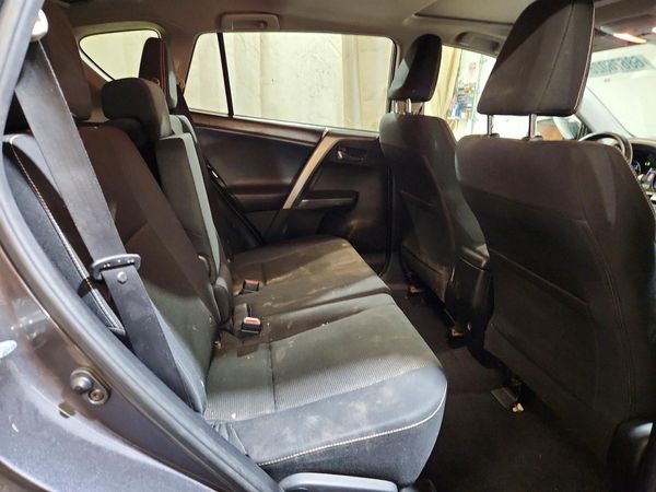 2018 TOYOTA RAV4 Adventure/XLE
