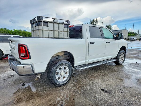 2025 RAM 2500 Big Horn/Lonestar