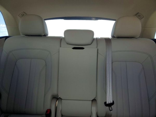 2022 AUDI Q5 — SUVN