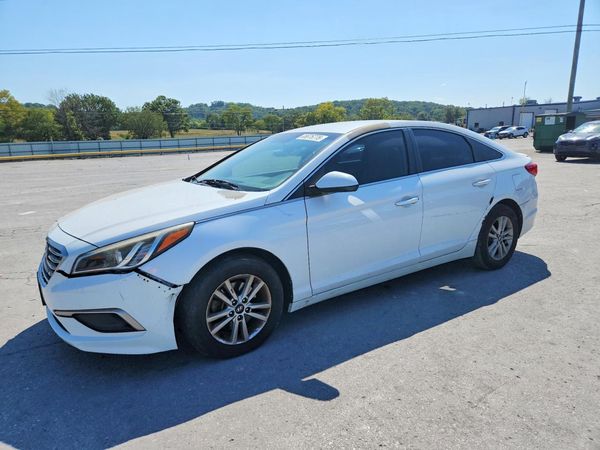 2017 HYUNDAI SONATA — DSFA — Front 3/4